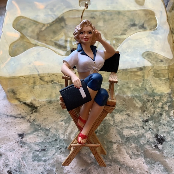 1999 Carlton Cards Heirloom Collection Hollywood Marilyn Monroe Ornament - Picture 4 of 8